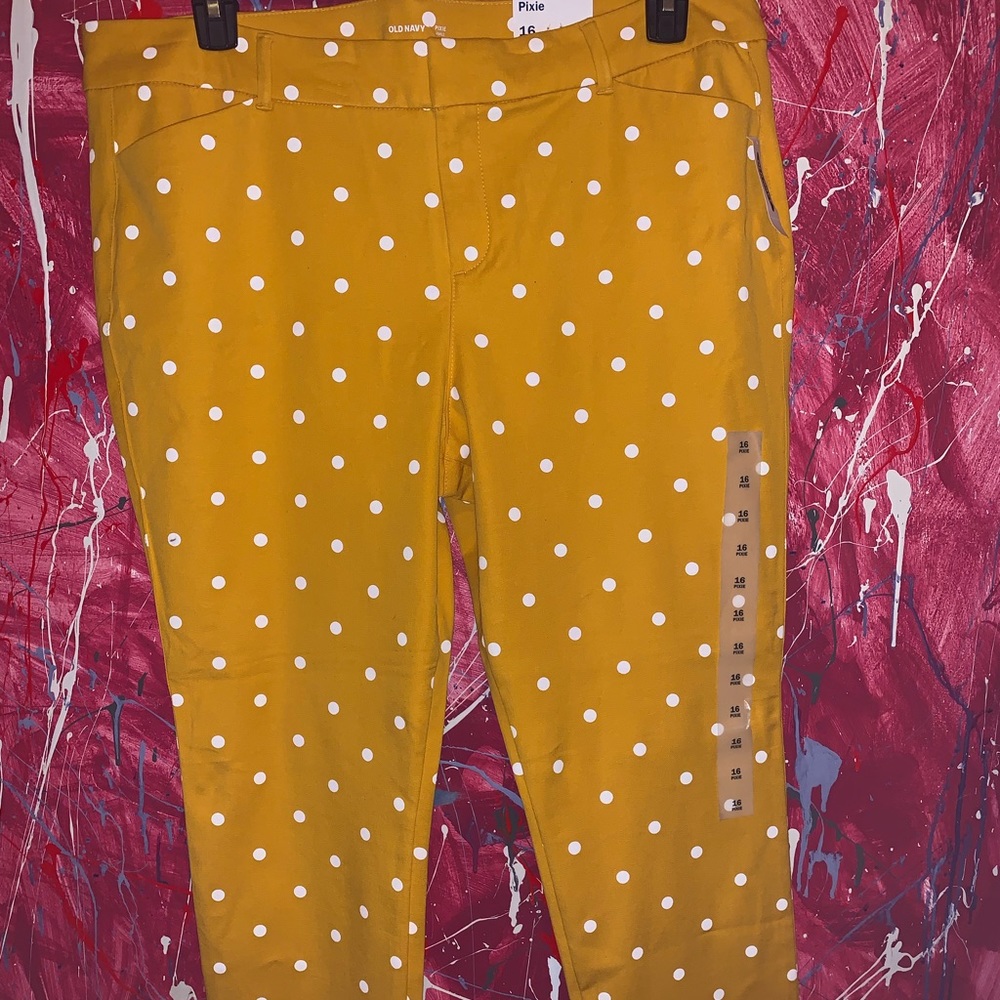 Old Navy Pixie Chino Pants